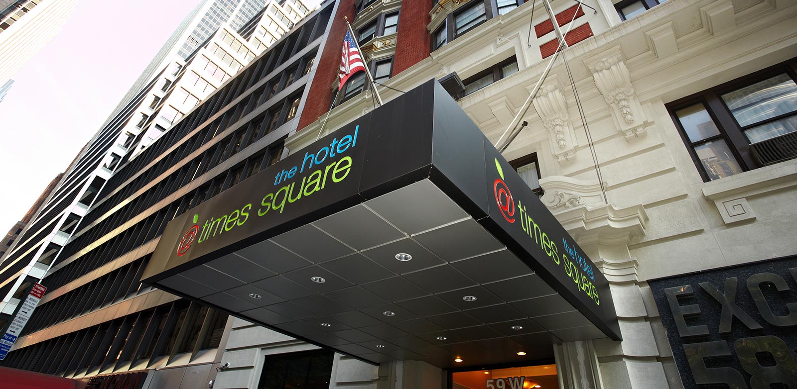 Top 5 Hotels to Accommodate Young Travelers in New York City - Student