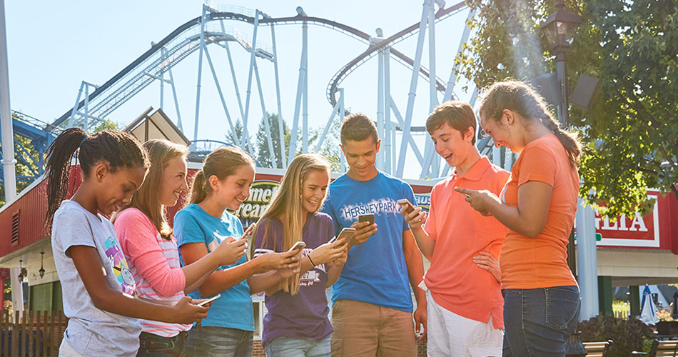 Kids enjoying Hersheypark