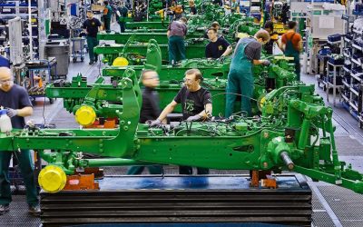 10 Student Factory Tours for STEM Experiences in the Midwest