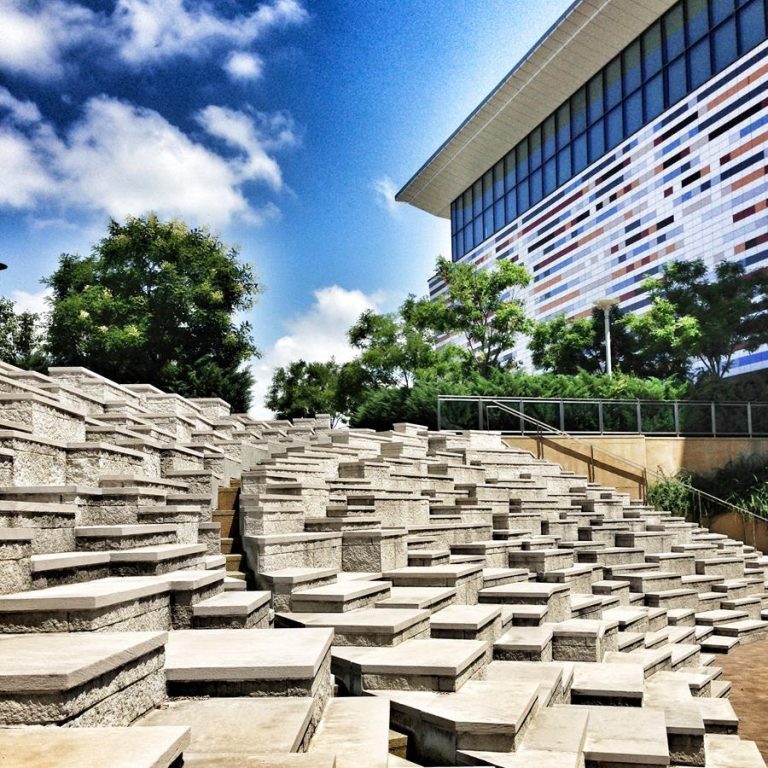 Muhammad Ali Center in Kentucky 768x768