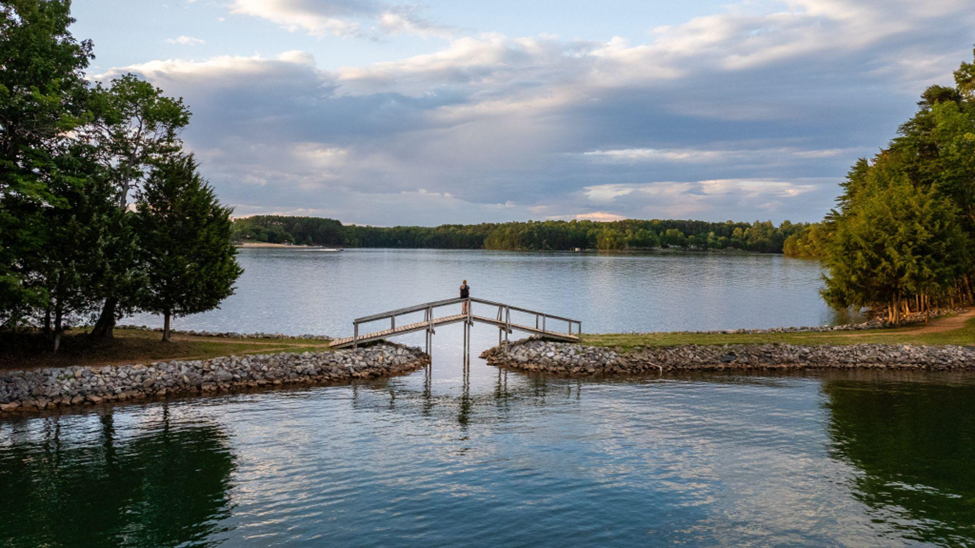Smith Mountain Lake State Park in Huddleton, Vigrinia. Photo credit Virginia Department of Conservation and Recreation