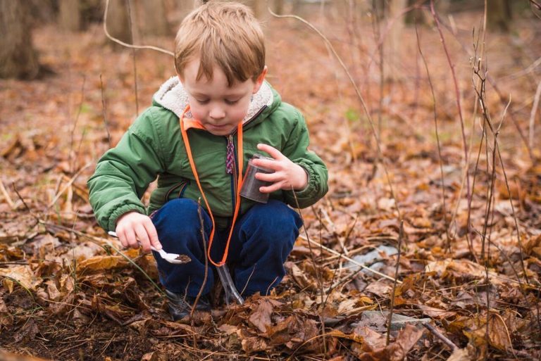 Audubon Society of Rhode Island childrens programs. Photo credit Audubon Society of Rhode Island Facebook 1 768x513