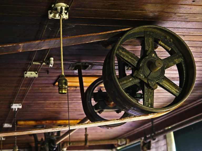 Canterbury Shaker Village New Hampshire photo by Topslakr 768x576