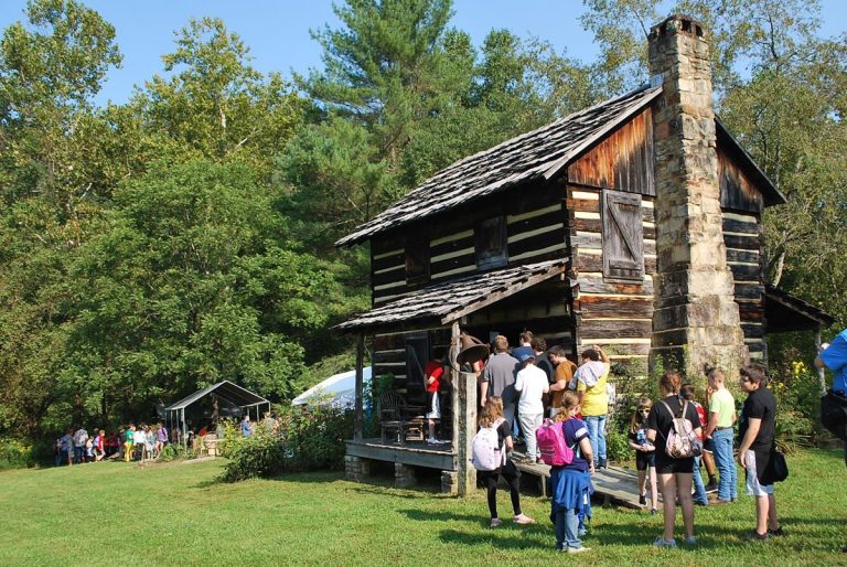 Daniel Boone National Forest historic Gladie Cabin. Photo credit U.S. Forest Service Daniel Boone National Forest Facebook 768x514