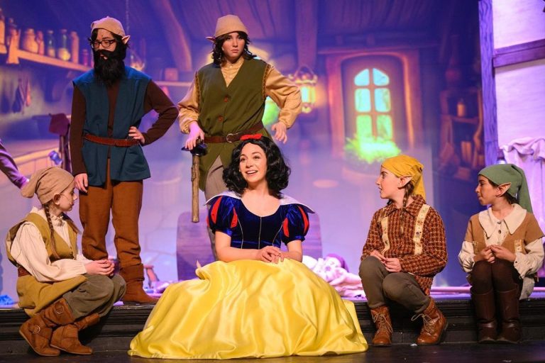Delaware Childrens Theatre Snow White. Photo credit Delaware Childrens Theatre Facebook 768x512
