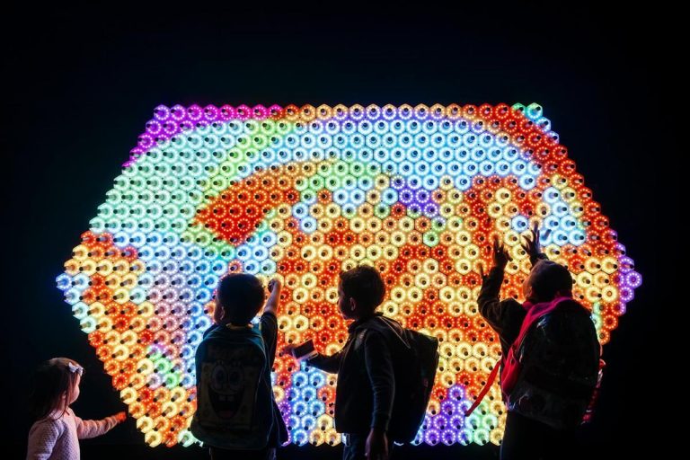 Exploratorium light bright exhibit. Photo credit Facebook 768x512