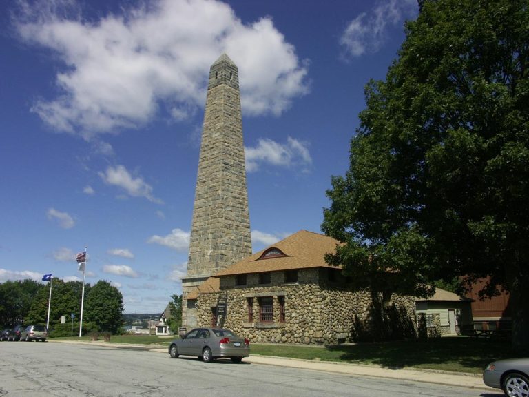 Fort Griswold Battlefield building exterior. Photo credit Facebook 768x576