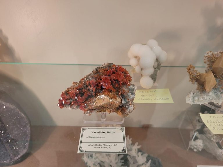 Franklin Mineral Museum barite specimen. Photo credit Facebook 768x576