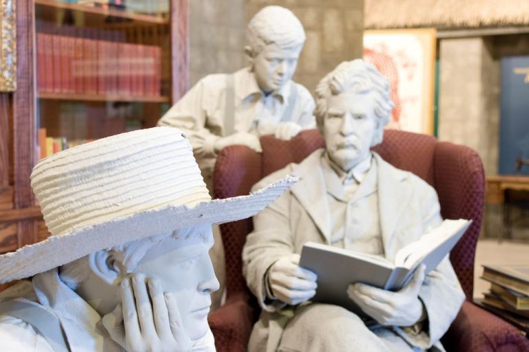 Hannibal Mark Twain Museum 3292550195 l 768x512