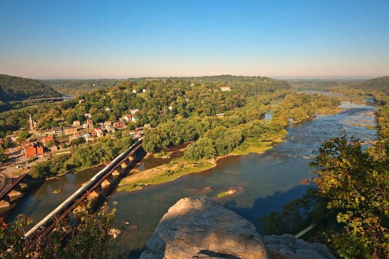 Harpers Ferry WV and Potomac River Overlook. photo credit Nocolas Raymond via Flickr 768x512