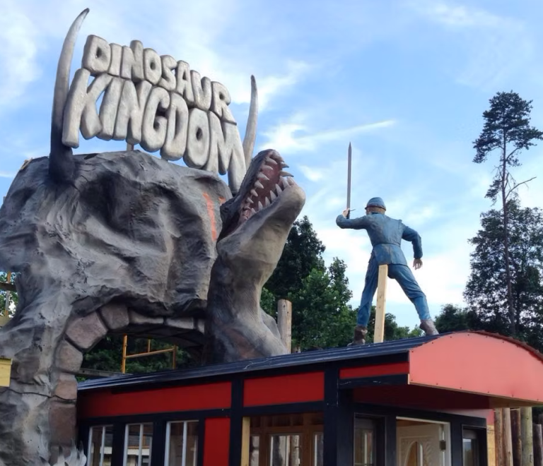 Dinosaur Kingdom II Dinosaur Kingdom II Photo 768x660