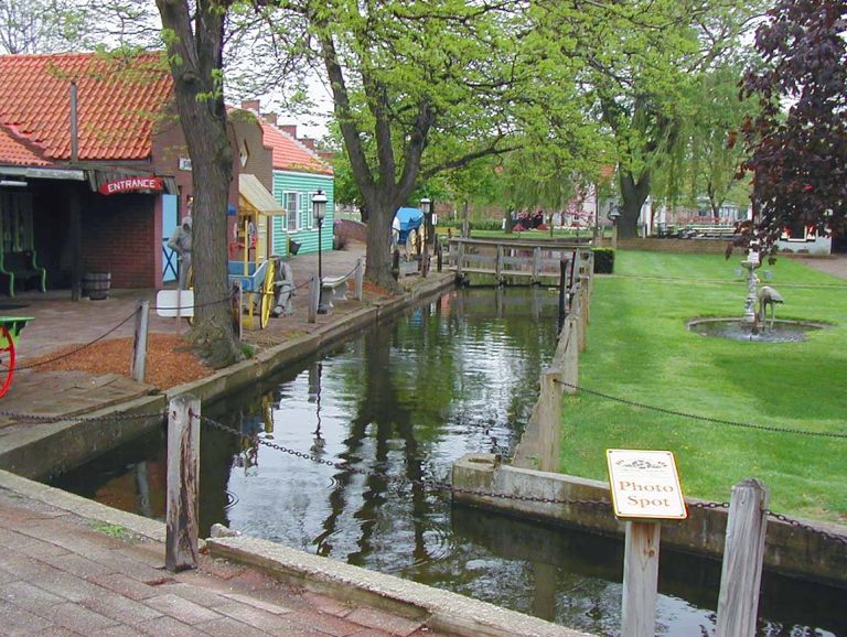 Nelis Dutch Village 2 website 768x578
