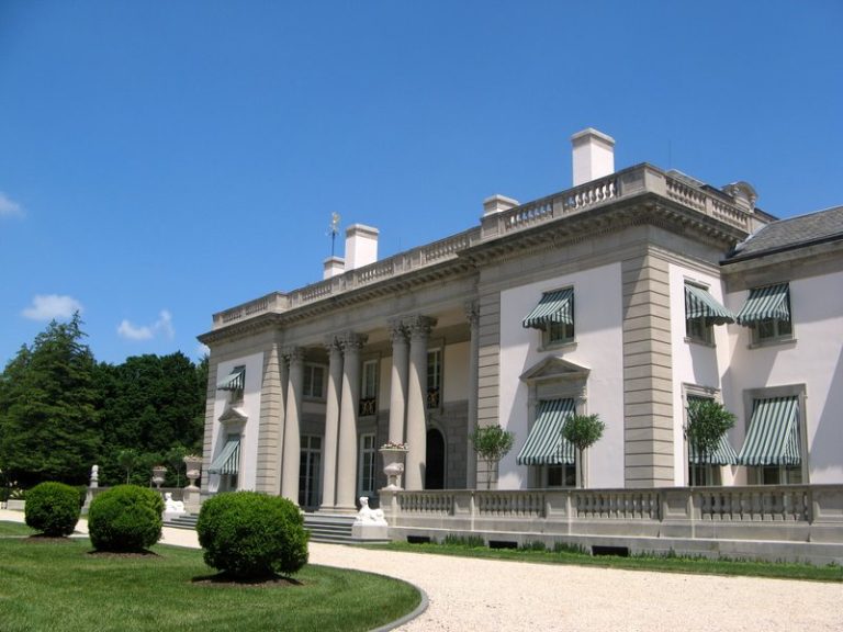 Nemours Estate A. Rasey CC BY SA 3.0 768x576