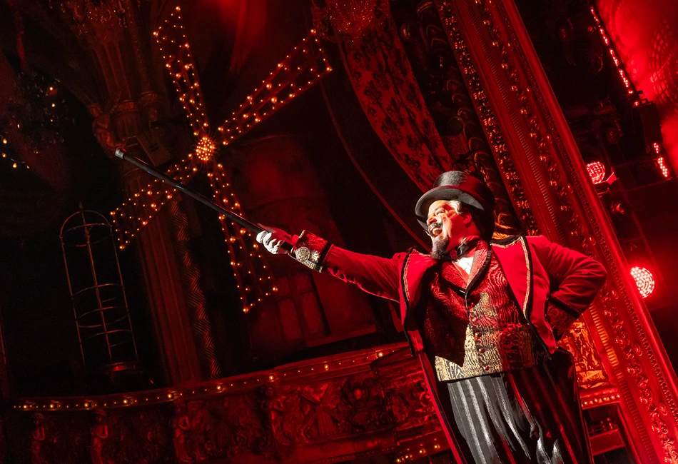 Austin Durant as Harold Zidler - July 2024 - Photo by Matthew Murphy