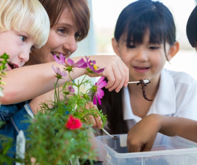 Bellingrath Gardens Home summer STEM programs. Photo credit Bellingrath Gardens Home Facebook 768x644