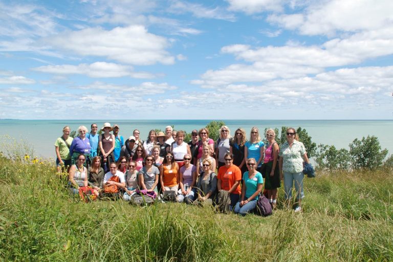 Brookfield Zoo Chicago advanced Masters classes for college students. Photo credit Brookfield Zoo Chicago Facebook 768x512