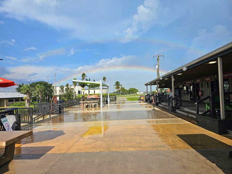 Everglades Holiday Park exterior view. Photo credit Everglades Holiday Park Facebook 768x576