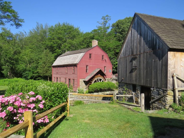 Gilbert Stuart Birthplace and Museum in RI exterior view. Photo credit Gilbert Stuart Birthplace and Museum Facebook 768x576