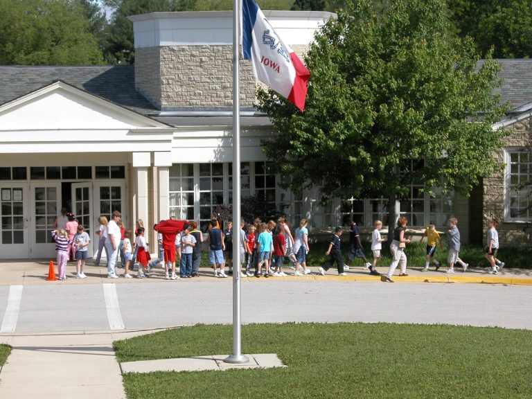 Herbert Hoover Presidential Library and Museum field trip. Photo credit Herbert Hoover Presidential Library and Museum Facebook 768x576