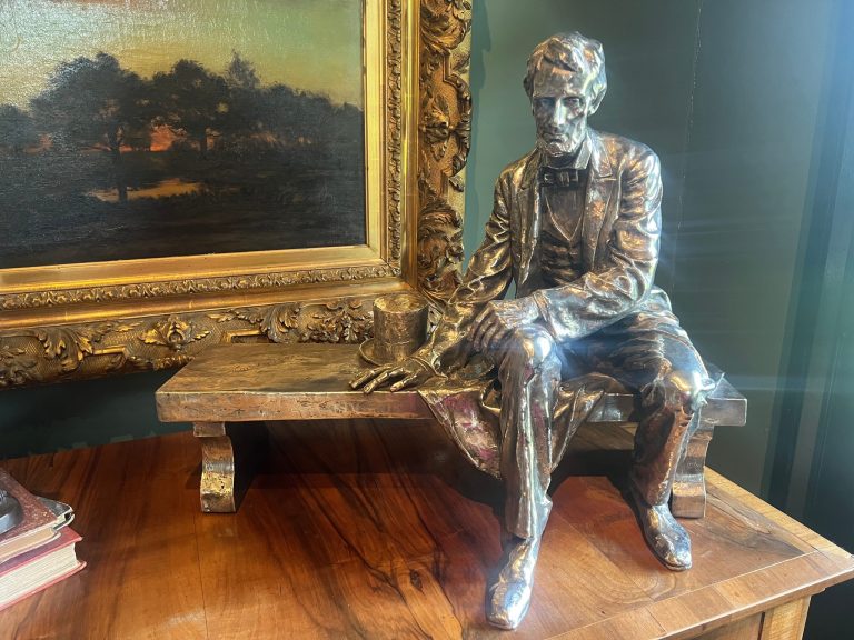 Houmas House and Gardens authentic Lincoln sculpture. Photo credit Houmas House and Gardens Facebook 768x576