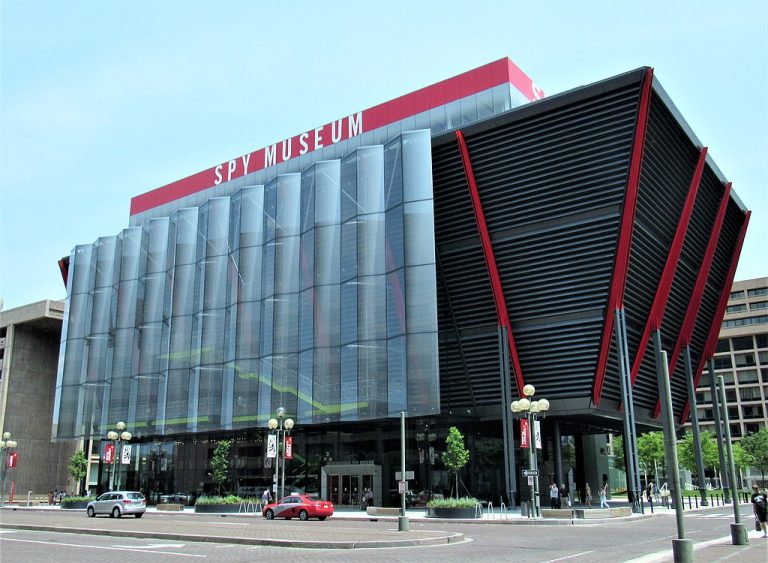 International Spy Museum Farragutful CC BY SA 4.0 768x563