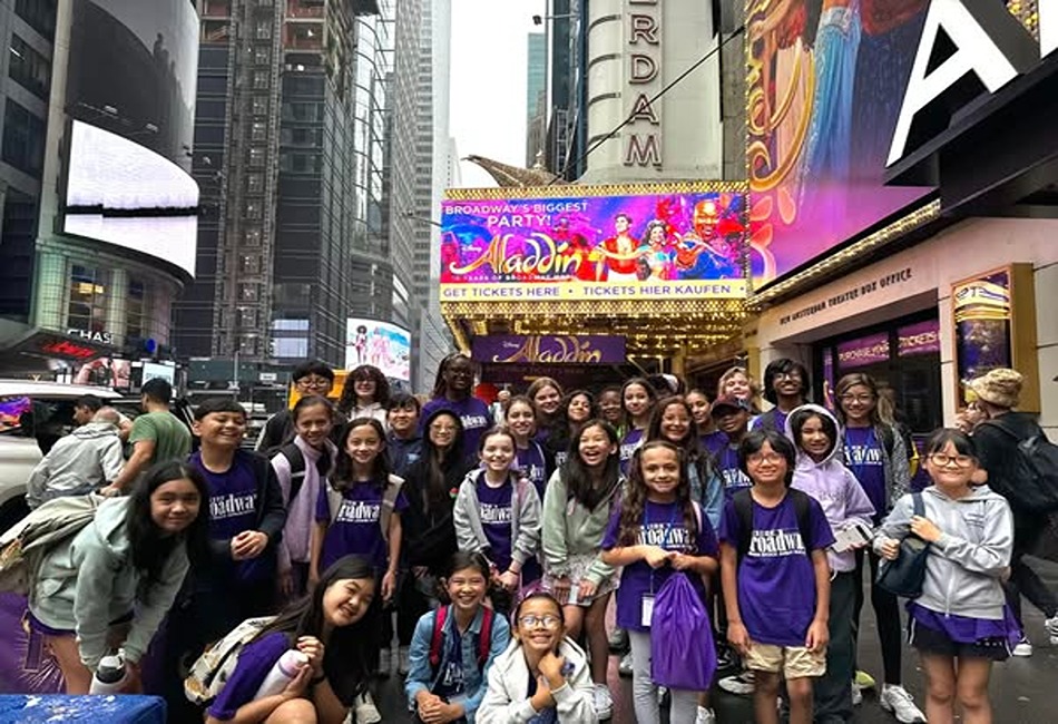 New Amsterdam Theatre