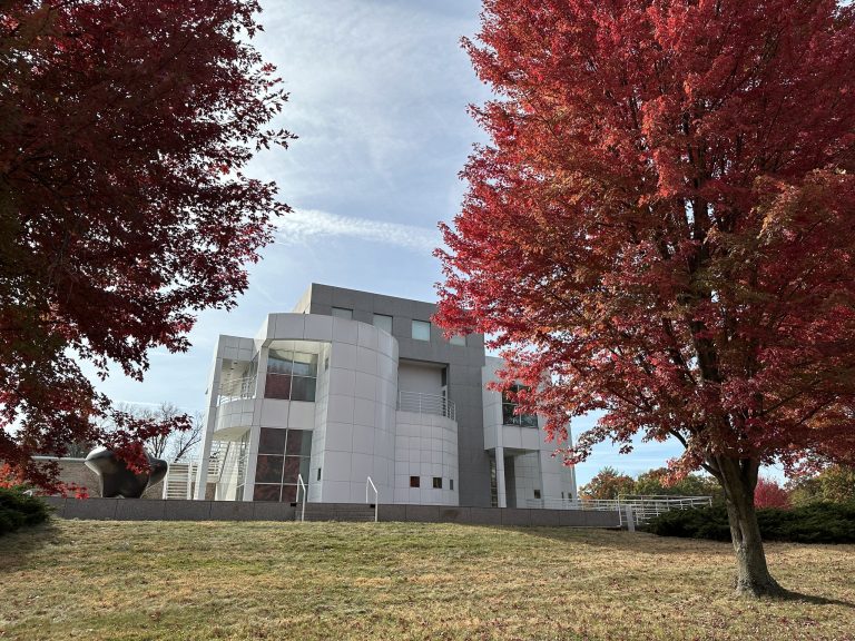 Des Moines Art Center exterior view. Photo credit Des Moines Art Center Facebook 768x576