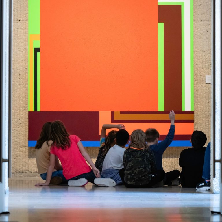 Des Moines Art Center kids learning at the center. Photo credit Des Moines Art Center Facebook 768x768