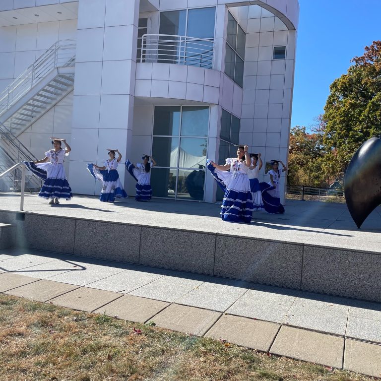 Des Moines Art Center live cultural demonstration. Photo credit Des Moines Art Center Facebook 768x768