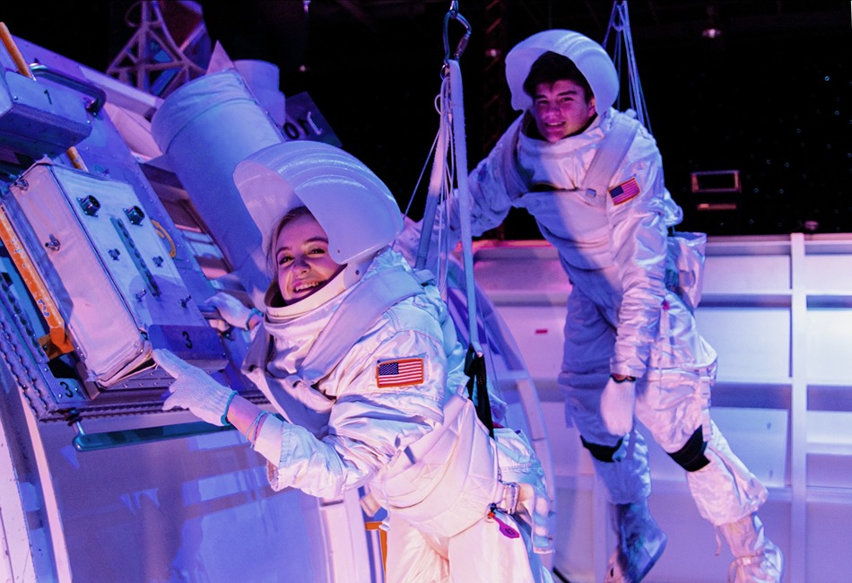 Stellar Space Museums in the US: Top Interactive Exhibits & Historic Spacecrafts
