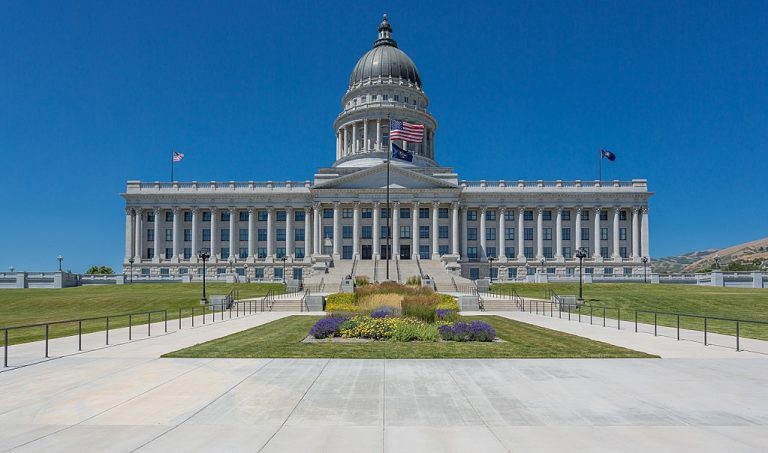 Utah State Capitol Andrew Smith from Seattle WA USA CC BY SA 2.0 768x453