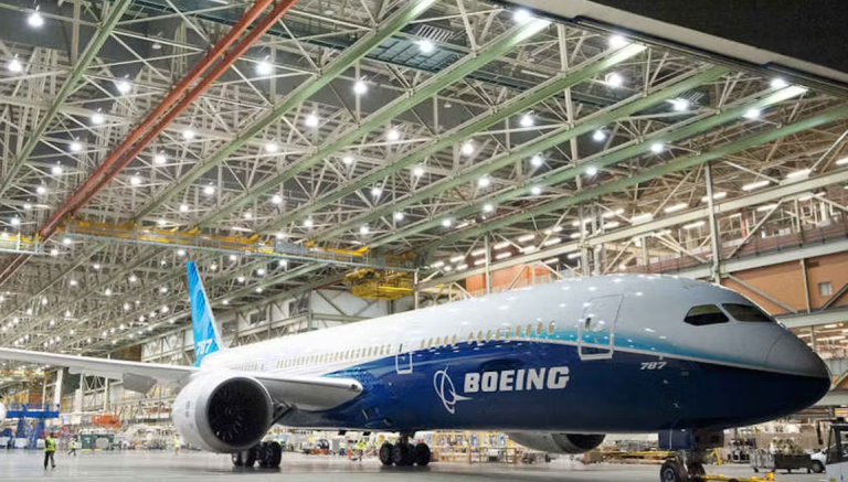 Boeing Future of Flight Aviation Center Boeing Factory Tour website 4 768x437