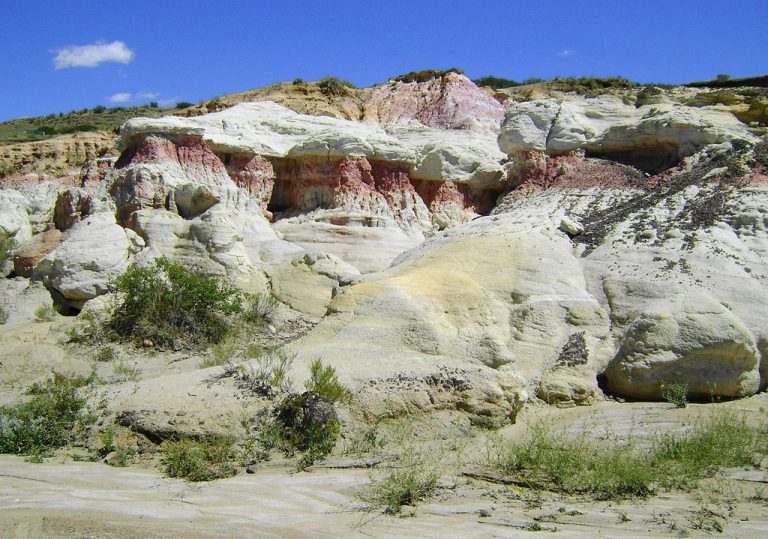 Paint Mines Interpretive Park ERoss99 CC BY SA 3.0 768x539
