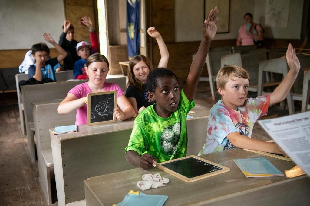 Guided field trip opportunities at the Shelburne Museum