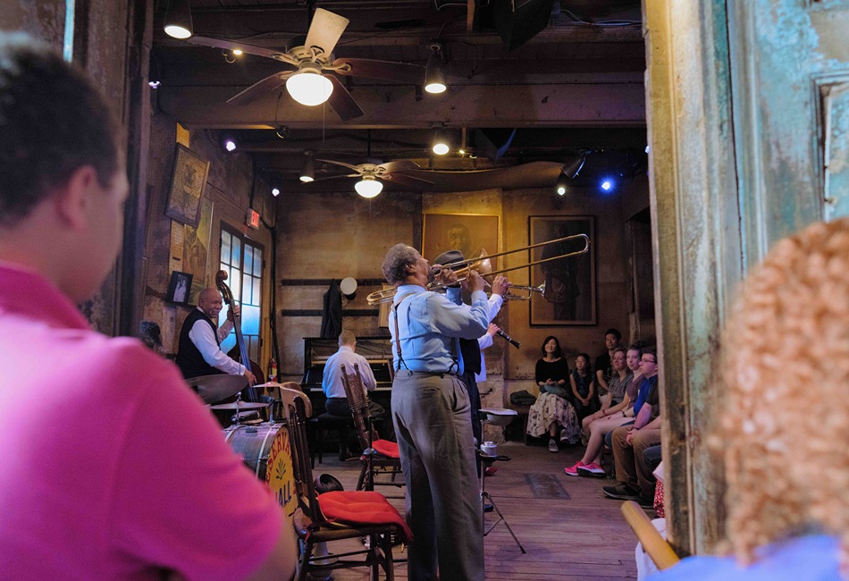 Performance authentic Jazz