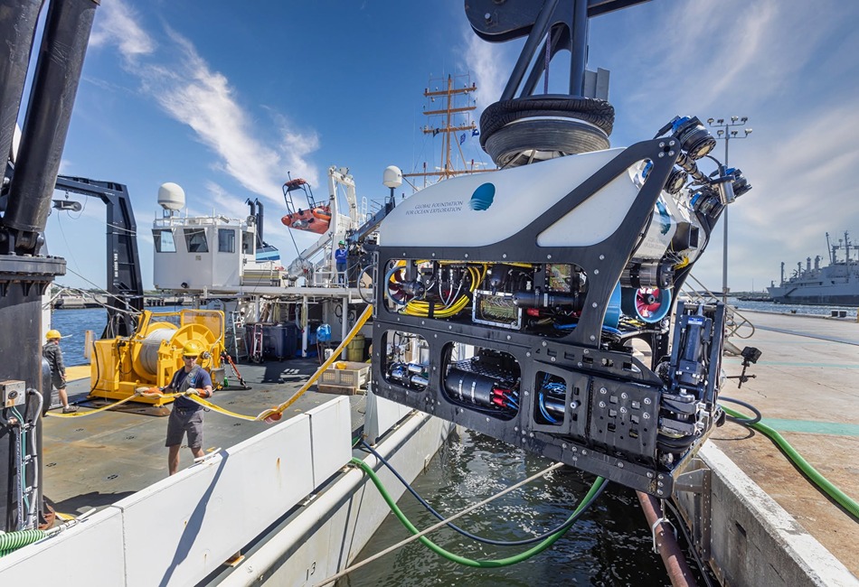 High school students can explore weather-related career paths with NOAA. Photo credit - NOAA